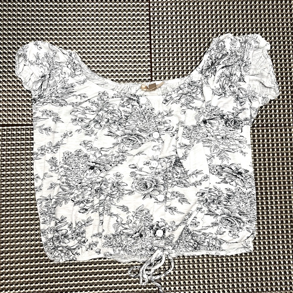 Printed tied Crop Top  (3 for $20 BUNDLE SALE)